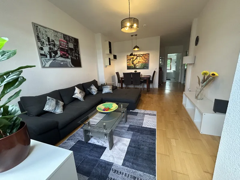 Charmante 3-Zimmer-Wohnung mit Balkon  in Berlin-Spandau! — photo 1